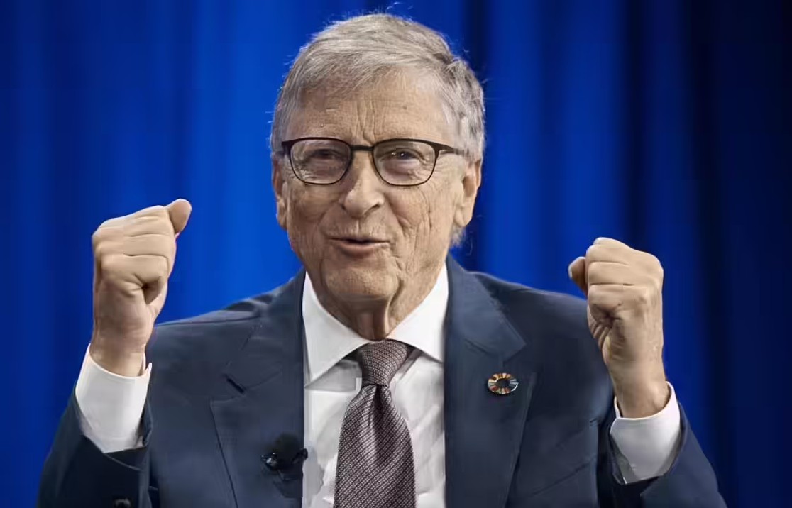 Phia-nomenal Support: When Gates Took the Help Desk Route to Innovation