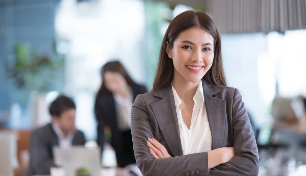 The Financial Awakening: Sun Life Survey Uncovers the New Era of Asian Women's Economic Empowerment