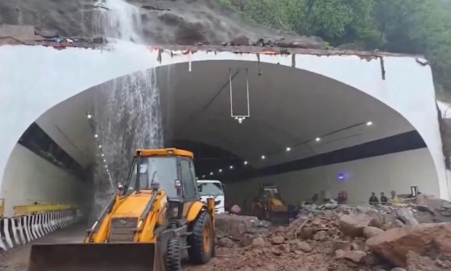 Mumbai-Pune Missing Link Road Reopens Partially After 19 Hours