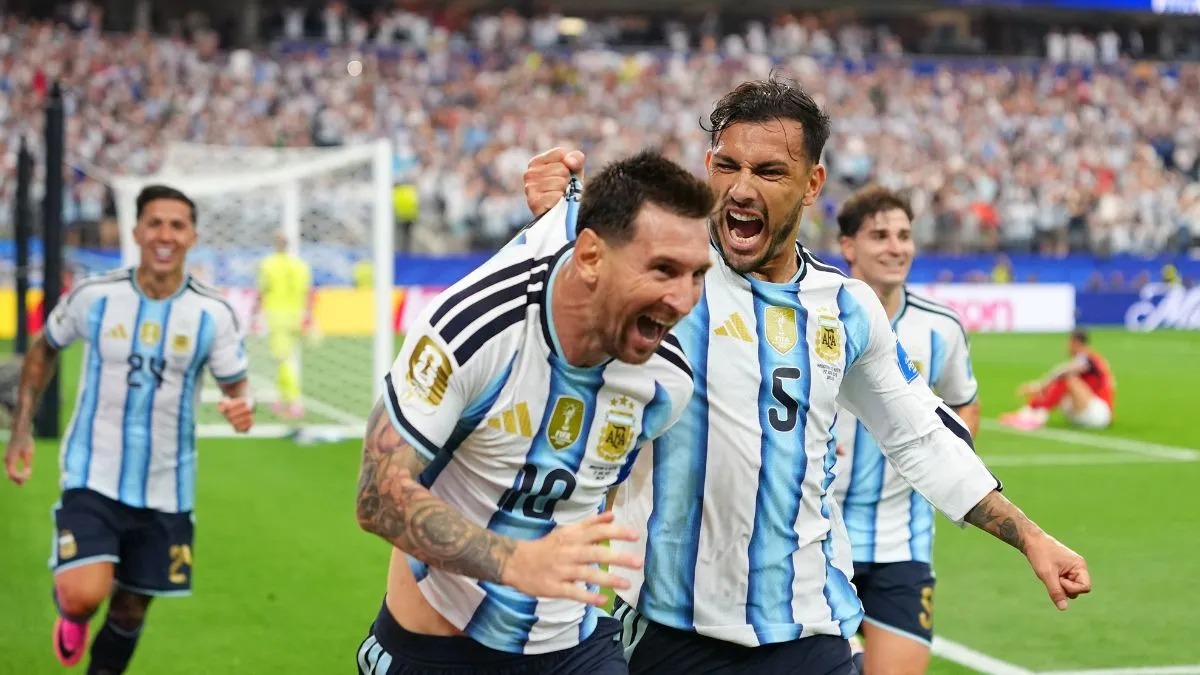 Lionel Messi Rewrites History in World Cup Round of 32