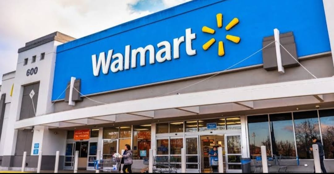 From Holiday Cheer to Investor Fear: Walmart's Forecast Shakes Markets
