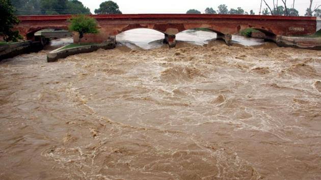 Swift Currents, Swift Action: Karnal Faces Yamuna’s Flood Threat with Grit and Grace