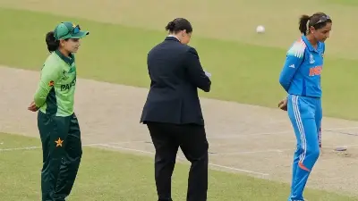 Harmanpreet Kaur Deflects Handshake Query Ahead of Pakistan Clash