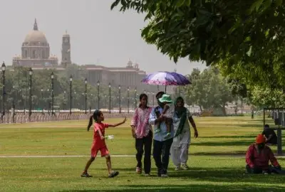 Capital Under The Sun: IMD Flags Heatwave As Delhi Scorches At 43.6°C