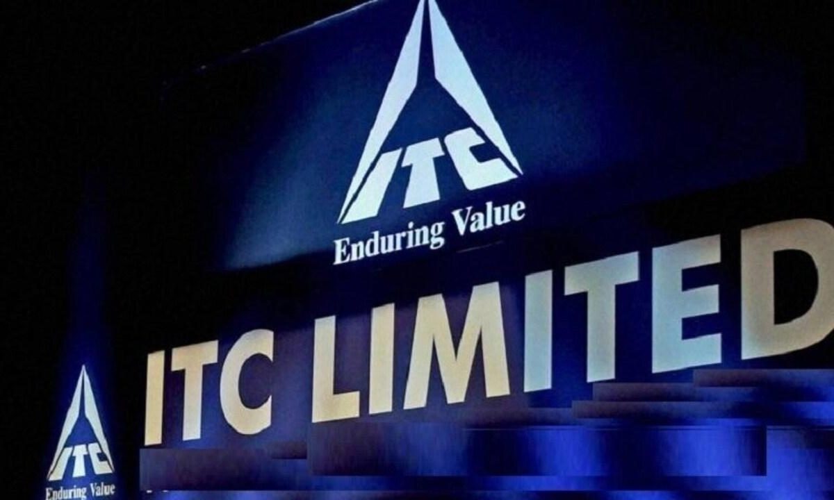 ITC Loads 22,000 Tons Of Wheat At Kandla Port For UAE