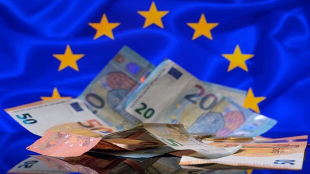 Euro Zone Growth Surprises Markets As France Leads Regional Upswing