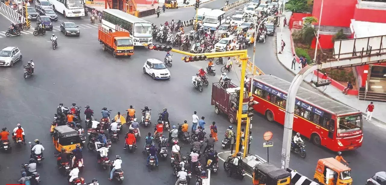 Chennai Police Takes a ‘Turn’ for the Better to Ease Morning Traffic—Read More!