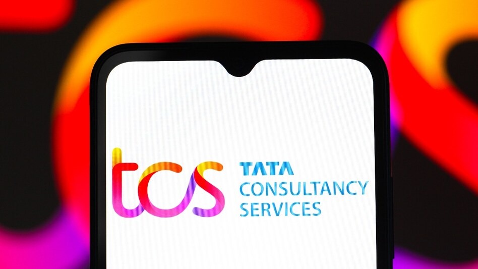 TCS Secures $72.8 Million Deal for Midco, Unveils AI-Powered Sovereign Data Centers in India