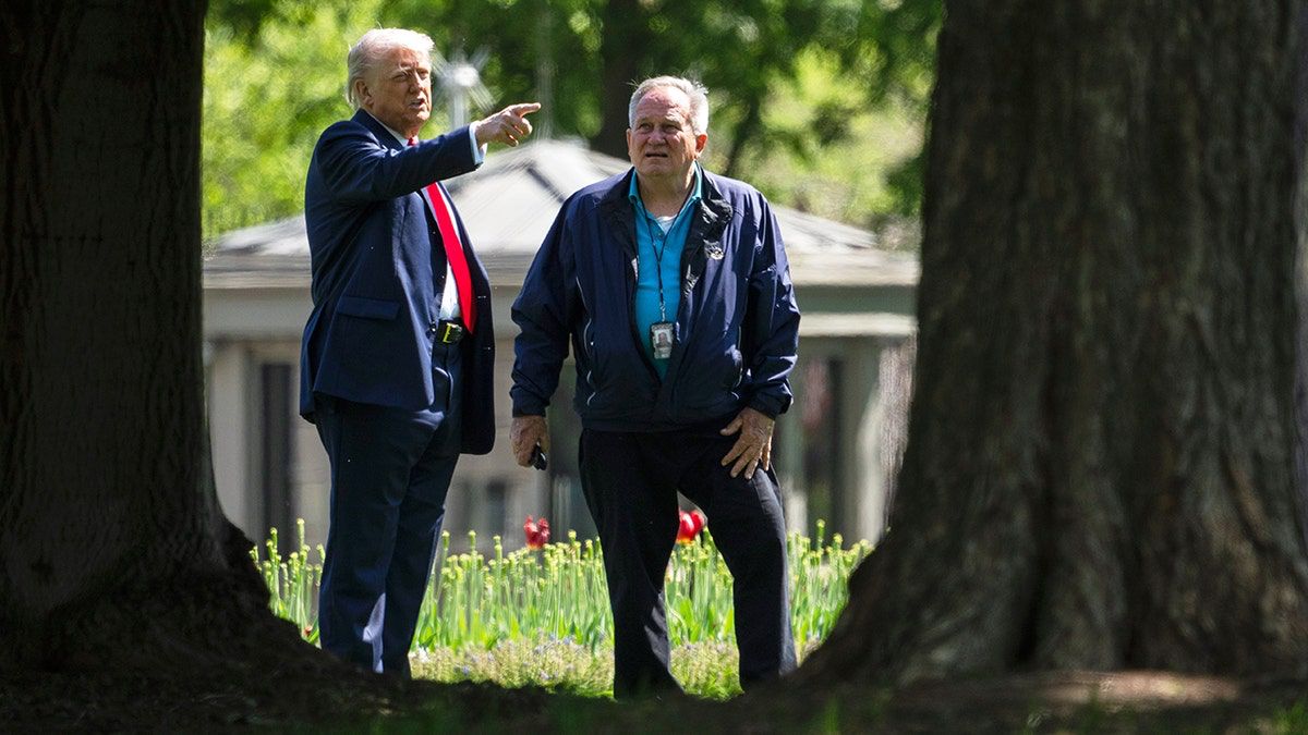 Trump Unfurls Plans: Two 100-Foot “Beautiful Poles” to Fly Giant Flags at White House
