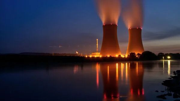 Parliament Tightens PSU Oversight Amid Strategic Sector Liberalization