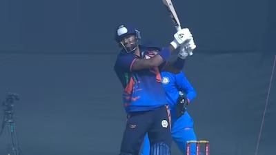 Hardik Pandya Lights Up Vijay Hazare Trophy With Explosive Knock