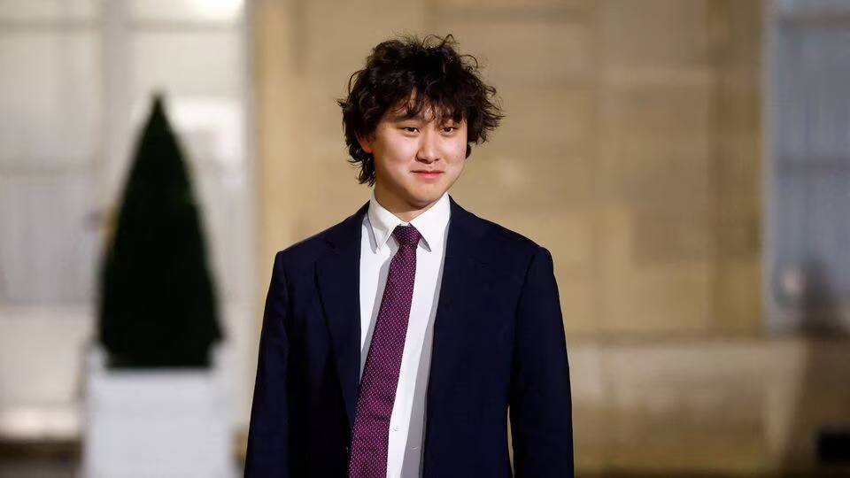 Coding The Vibe: Alexandr Wang Predicts A Teenage Tech Titan