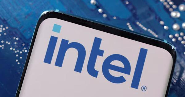 Intel’s Strategy Shuffle: Chief Strategy Officer Exits as Chip Giant Resets Course