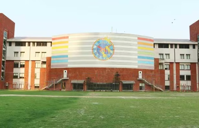 Next-Gen CEOs Shifting the Commerce Baseline: How South City International School’s City Corpus Reinvents Student Leadership