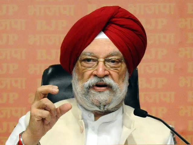 India’s State Fuel Retailers Face 1.65 Trillion Rupee Q1 Loss