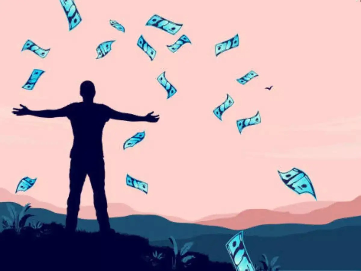 From ₹22K To ₹2.2L: Man’s 10-Year Career Leap Sparks Viral Inspiration Online