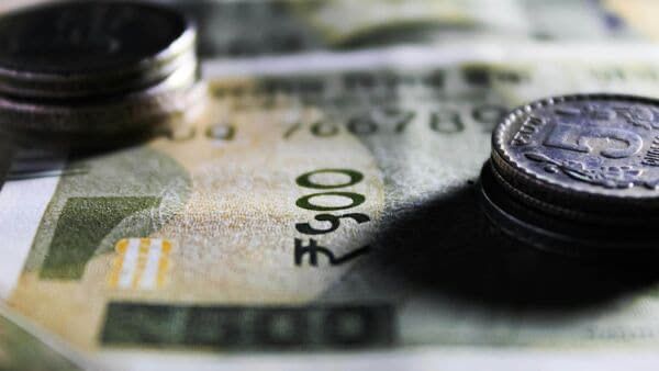 8th Pay Commission and Inflation: What Past Commissions Reveal About Salary Hikes
