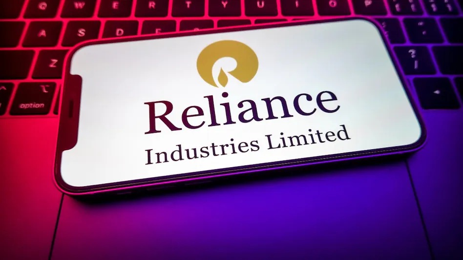 Reliance Industries Shares Gain 1.8% Amid Robust Business Momentum and AI Ventures
