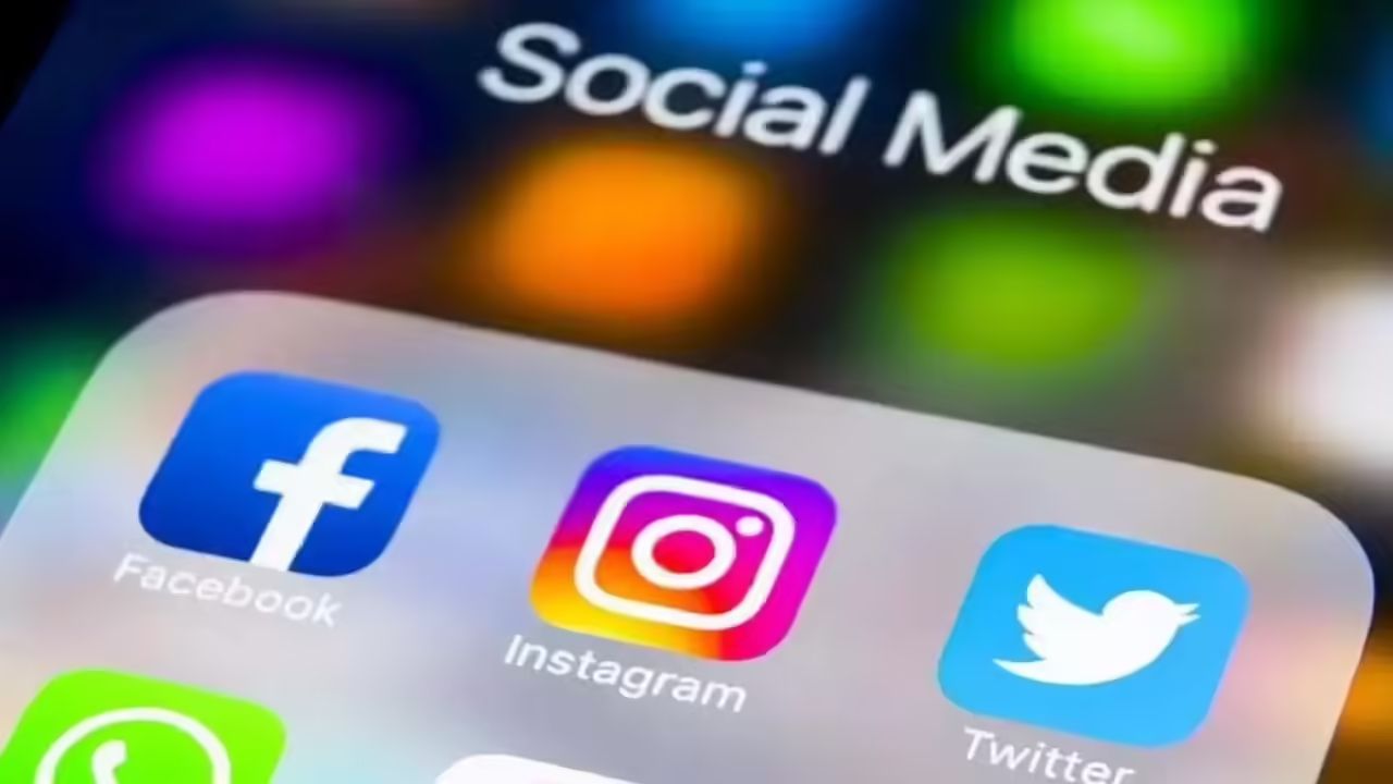 India Orders Instagram And Facebook To Label All AI-Generated Posts