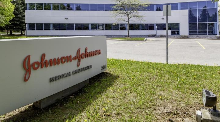 Cancer Medicines Drive Johnson & Johnson's Q1 Success: Surpassing Wall Street Projections
