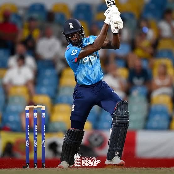 Jofra Archer Falls as England Struggle at 171-8 Against South Africa