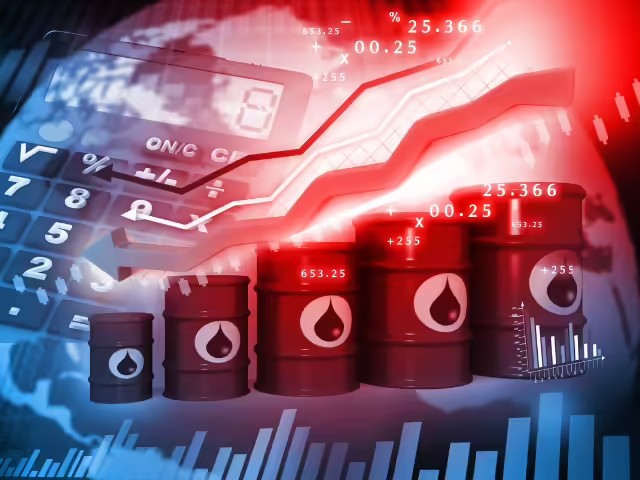 Inventory Shockwaves: Oil Prices Slide As EIA Data Triggers Market Sell-Off