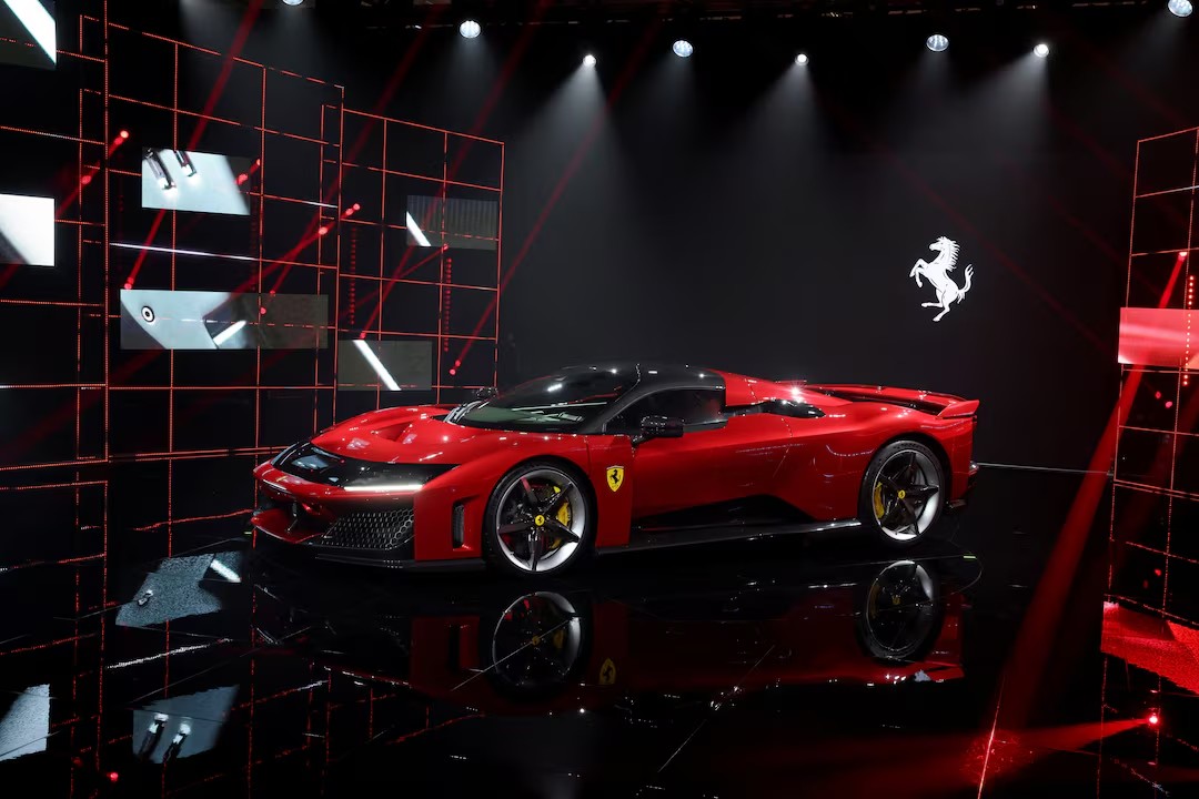 Ferrari Unveils Limited Edition Manual 12Cilindri V12