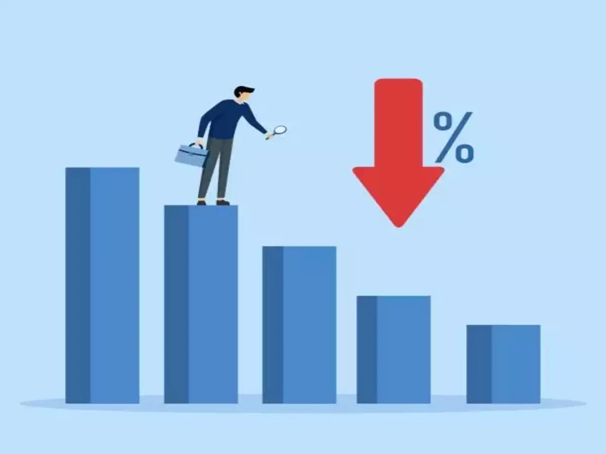 U.S. Labor Market Loses Steam in July: Payrolls Miss, Unemployment Rises to 4.2%
