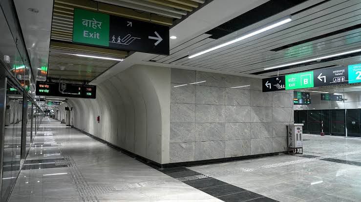Beyond Underground: The Real Reason Hutatma Chowk Metro Has Open Entrances