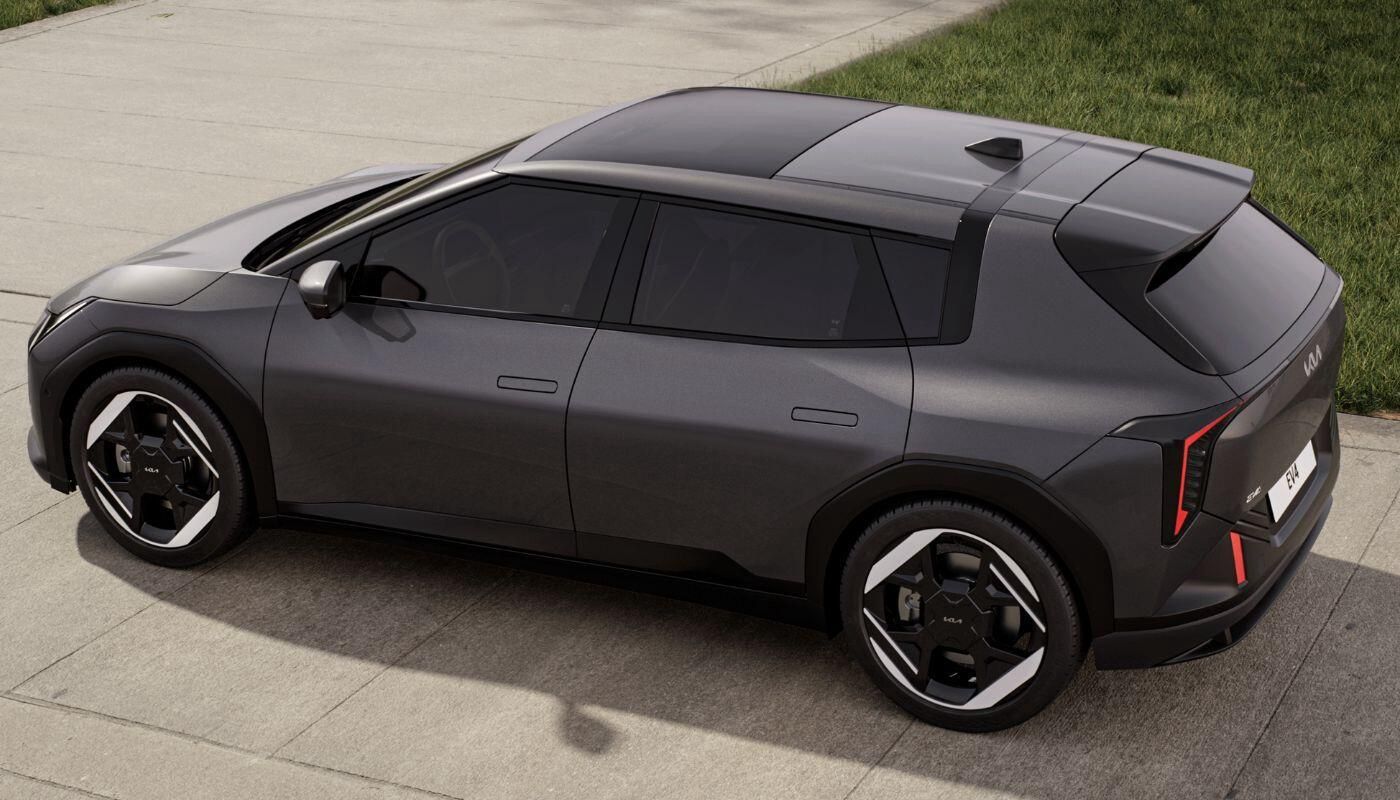 Kia To Launch Carnival Hybrid Variant In India During Festive Season 2026