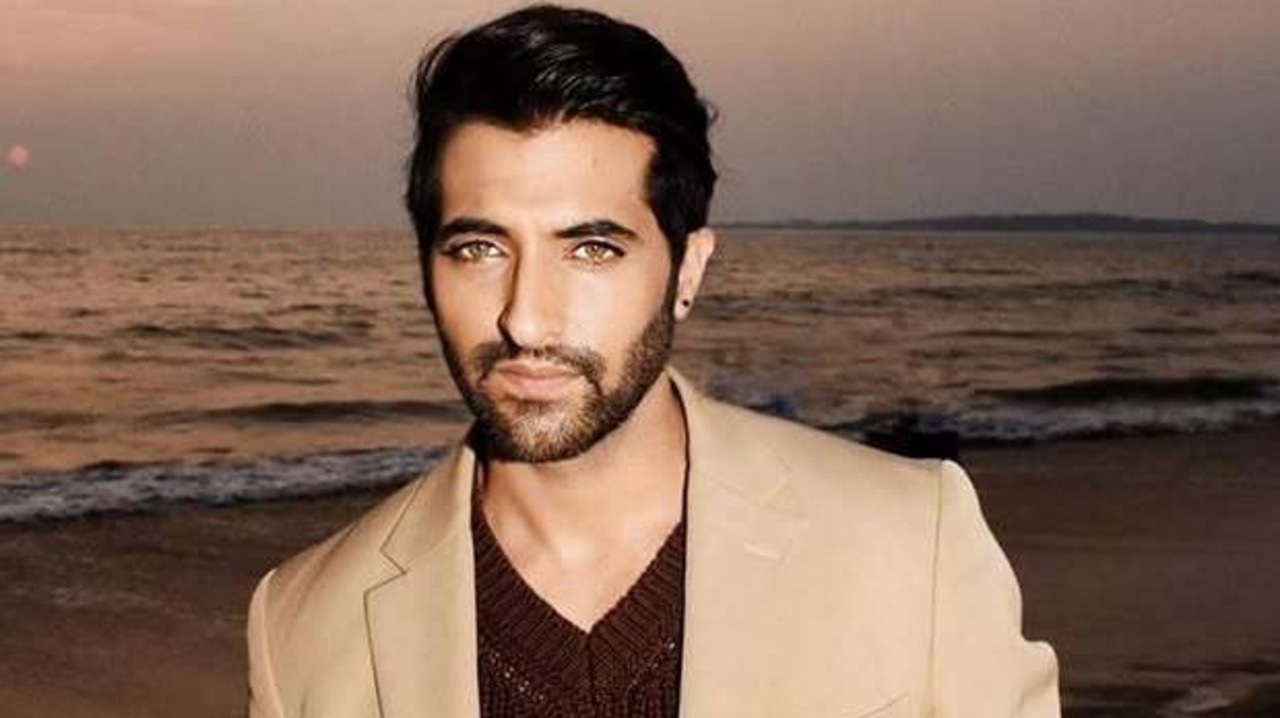 Akshay Oberoi Calls for Bollywood to Recognize the Love and Support From the Queer Community