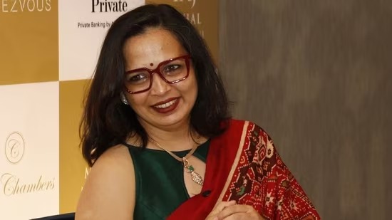 Rujuta Diwekar Shares 3 Healthy Weight Loss Rules