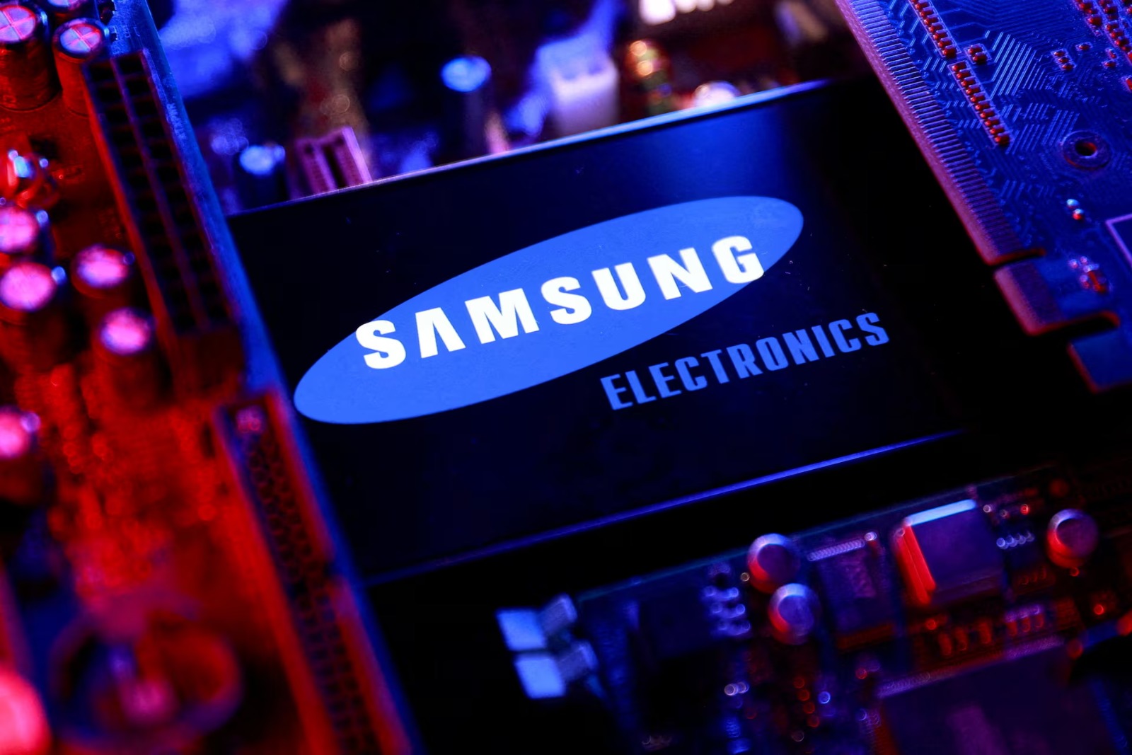 Samsung Electronics Market Cap Surpasses $1 Trillion