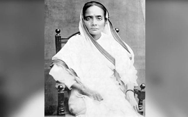 Kharge Pays Tribute To Kasturba Gandhi’s Enduring Legacy