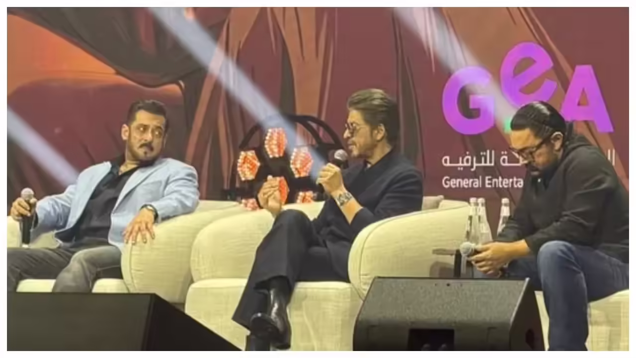 Salman Khan Inspires at Riyadh’s Joy Forum with Wisdom on Cinema and Stardom