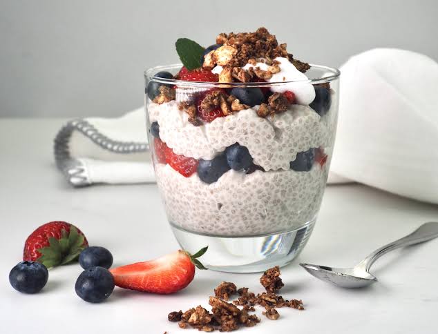Digestive Harmony: Chia Seeds And Yoghurt Create A Wellness Symphony