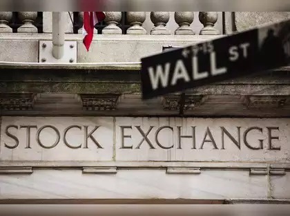 Wall Street Bounces Back: Dip-Buying Rally Amidst Market Volatility