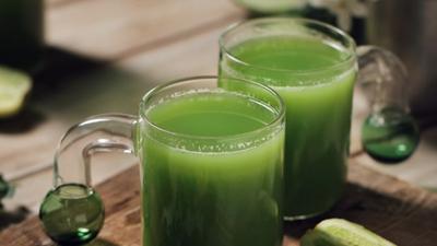Root Awakening: Amla, Ginger & Curry Leaves Shot Goes Viral as Natural Hair Regrowth Elixir