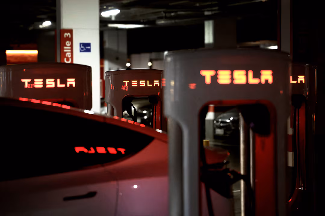 India Slashes EV Tariffs: A Boost for Tesla Amid US Trade Deal Push