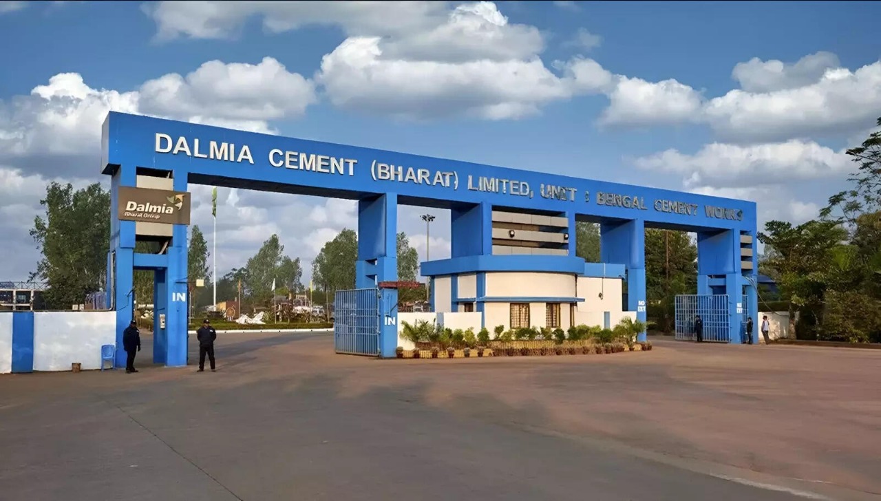 Dalmia Bharat Targets Cement Capacity Expansion to 55.5 MNT by FY27