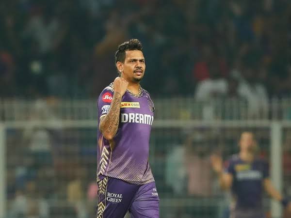 Du Plessis Holds Fort as Delhi Capitals Chase 205 Against KKR