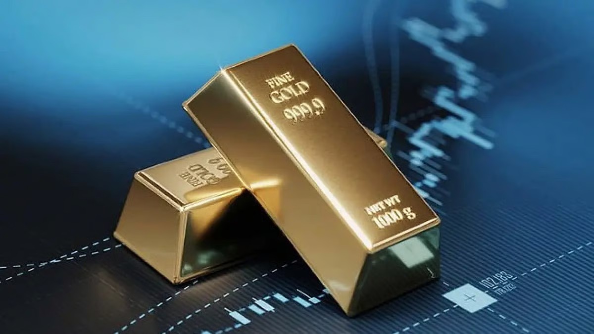 Gold Prices Surge To Record High On Safe Haven Demand Amid Global Uncertainties