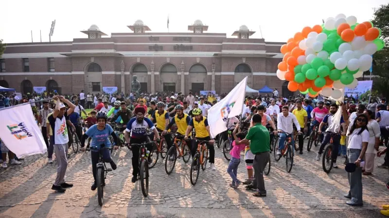 Ahmedabad Pedals Into Spotlight As CWG Day Meets Fit India On Cycles
