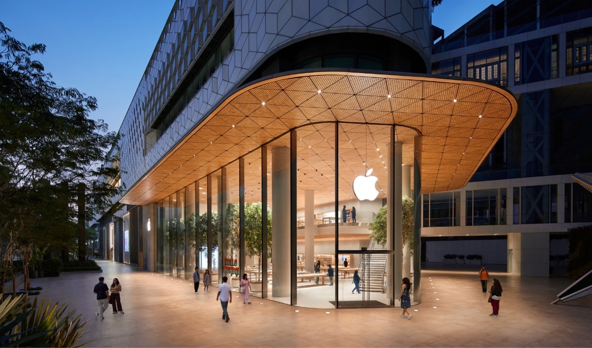 Bengaluru Gets Core Access: Apple’s Newest Store Shines at Phoenix Mall