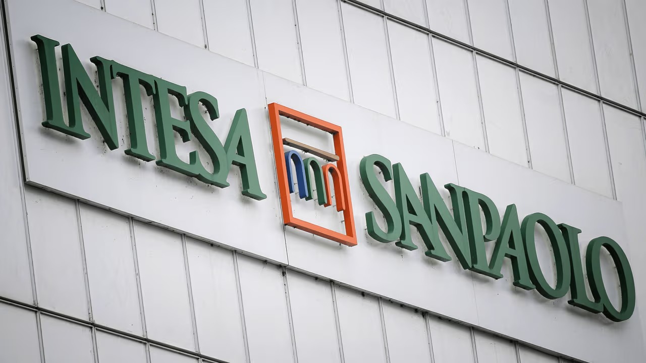 Intesa’s $35 Billion Surprise: A Bold Bid to Reshape Italy’s Banking Map