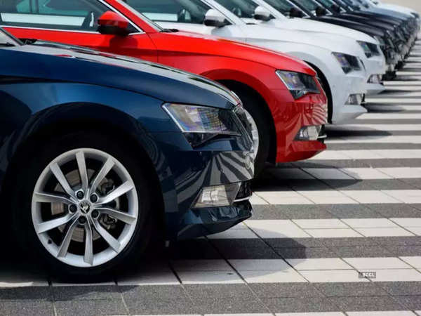 Shift from Manual Ain’t Automatic for Most Indians as High Prices Keep Buyers in First Gear