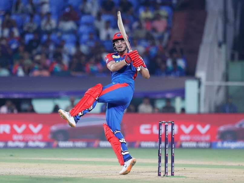Delhi Capitals Clinch Thrilling One-Wicket Victory Over Lucknow Super Giants