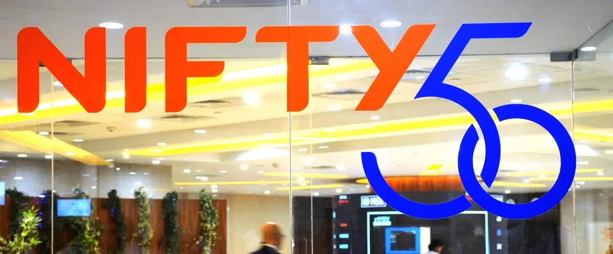 Nifty 50 Ends 0.33% Higher, Led by IT and Pharma Gains