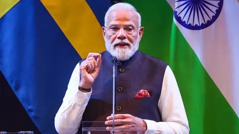 Modi Rolls Out A Red Carpet Pitch For European Capital In India