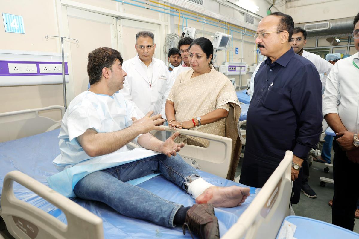 Delhi Responds Swiftly: ₹10 Lakh Relief for Red Fort Blast Families